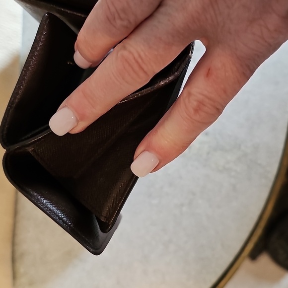 AUTHENTIC Louis Vuitton Damier Ebene Elise Trifold Compact Snap Wallet - Picture 11 of 14